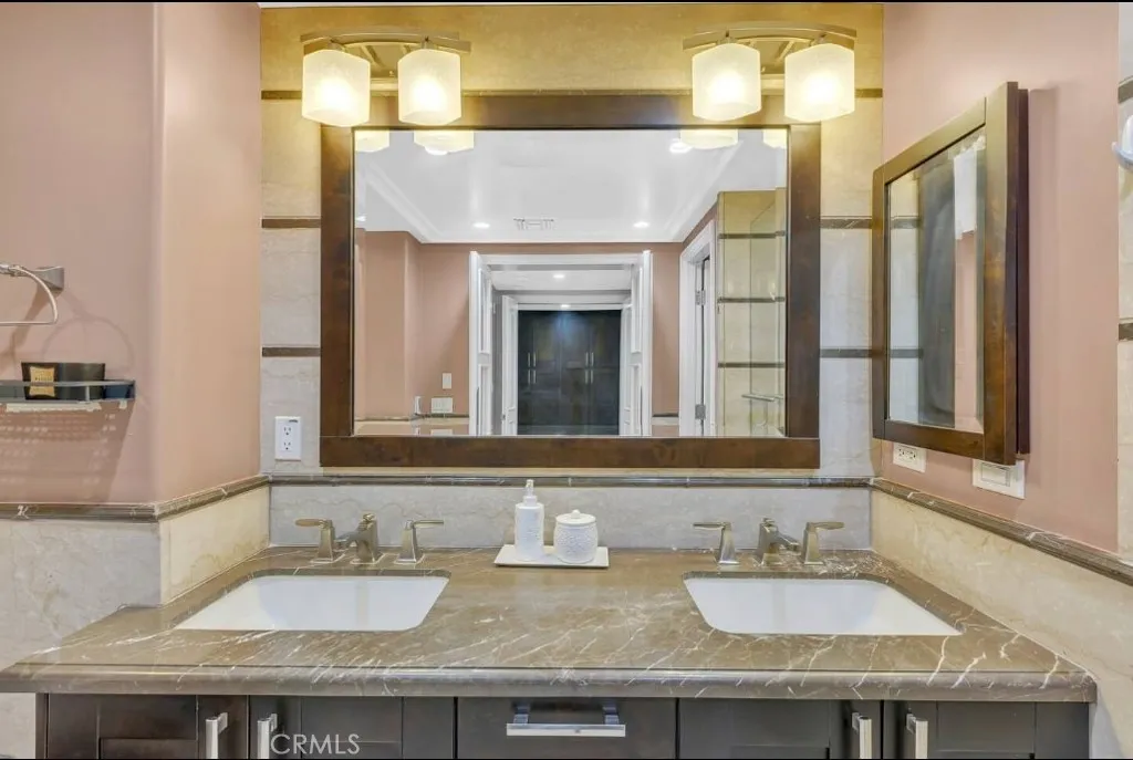 155 Cordova Street 203, Pasadena, California 91105 home-pic-40